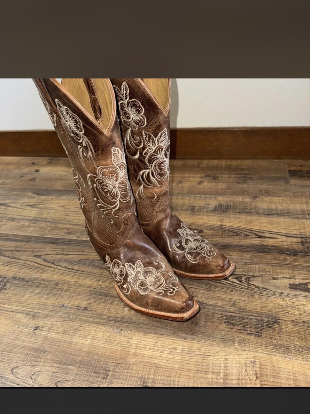 Shyanne Brown Western Embroidered Leather Booties
